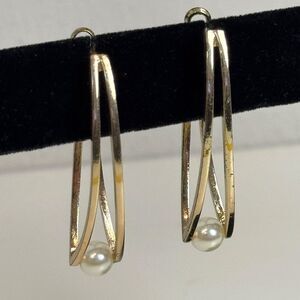 Vintage Gold Tone Faux Pearl Teardrop Hoop Earrings